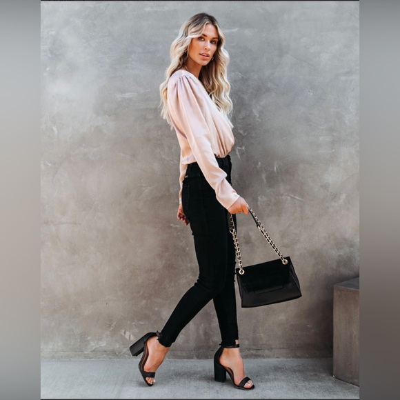 NWT Vici Ivette Satin Drape Bodysuit in Champagne Sz Medium - Picture 5 of 9